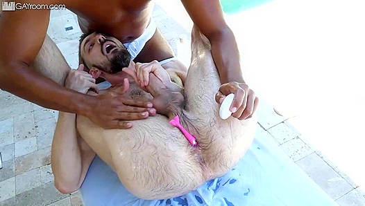 Horny Massage Seduction - Johnny B & Jay Seabro Heat Up Man Royale