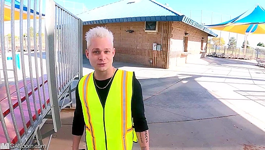 Wild Ride - Andrew Connor & Dean Dallas Go All Out in Steamy Gay Action