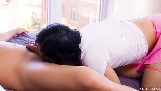 Clark Delgady Pounds Submissive Femme Hottie Kayla La Soumise