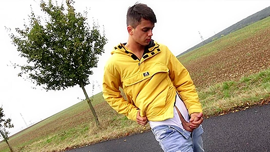 Finn Harper Gets Handjob Action in the Car - Eastboys