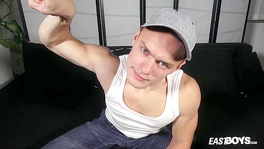 Flexing His Perfection - Mitchel Jacobson Shows Off for Eastboys