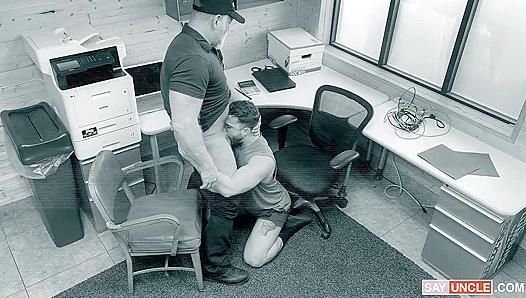 Sneaky Sex - Jaxon Valor & Rick Kelson's Forbidden Encounter