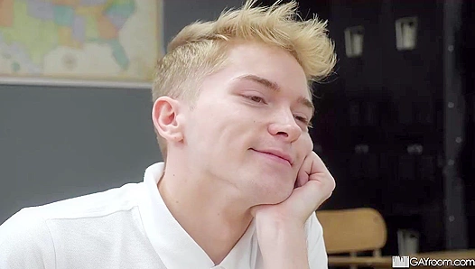 Naughty Schoolboy Jeremiah Cruze Rides Zacc Andrews' Dick Hard