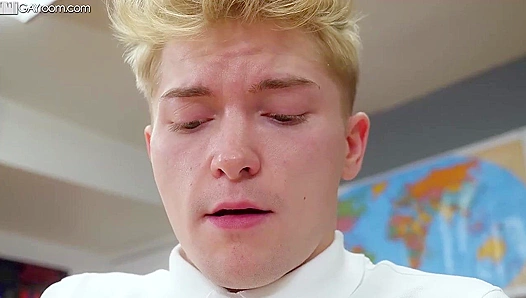 Naughty Schoolboy Jeremiah Cruze Rides Zacc Andrews' Dick Hard