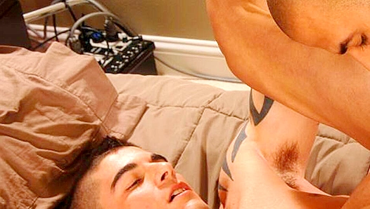 BTS - Austin Wilde &Tyler Torro Heat Up the Set