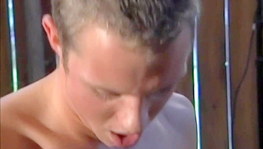 Horny Cameron Jackson Fucks Johan Volny Outdoors - Gay XXX