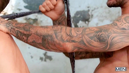 Craig Marks Gets Railed Hard by Papi Kocic