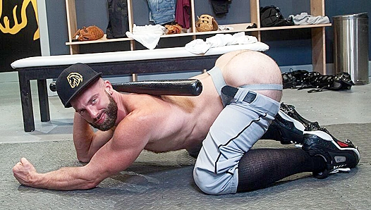 Raging Hard - Gym Fuck Session with Wade Wolfgar & Donnie Argento