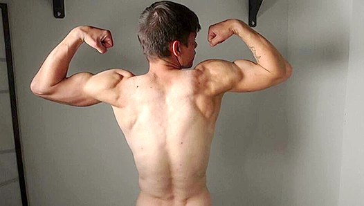 Ripped & Ready - Daniel Donovan's Muscles Make Magic - Eastboys