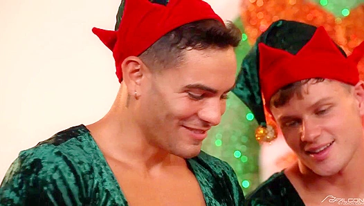 Elven Orgy - Dylan Hayes & DeanYoung Heat Up Falcon Studios