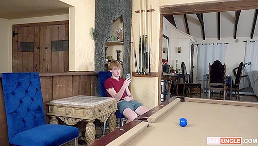 Johnny Ford Takes Control - Uneven Anal Encounter with Skylar Finchh