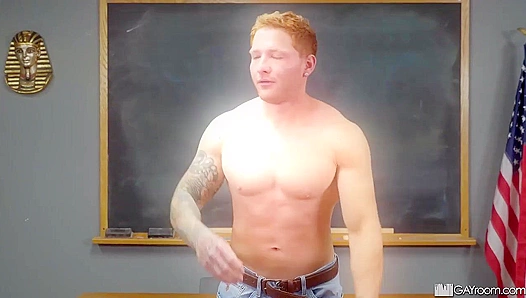 Zacc Andrews Teaches Jeremiah Cruze a steamy lesson - Gay XXX