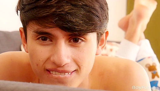 Barn Burner - Hot Scene with Justin Host & Ollie Barn