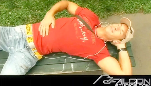 Kinky Delights - Jerry Harris & Boris Sacharov Heat Up Falcon Studios