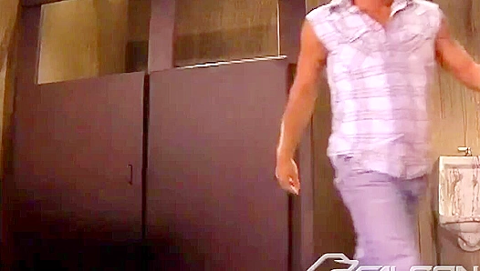 Matthew Rush & Braxton Bond - Hot Group Fuck Action - Falcon Studios