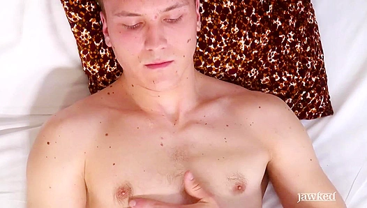 Taylor Hawk Fires Up a Fierce Masturbation Session - Jawked