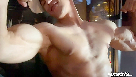 Flexing & Teasing - Colombian Hunk Jhon Bianco's Seductive Showdown - Eastboys