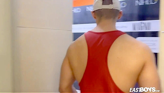 Flexing & Teasing - Colombian Hunk Jhon Bianco's Seductive Showdown - Eastboys