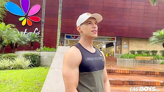 Flexing & Teasing - Colombian Hunk Jhon Bianco's Seductive Showdown - Eastboys