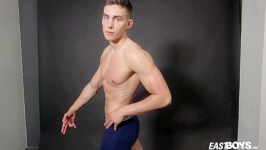 Oily Stud Emilion Flexes His Muscles – Eastboys Seduction