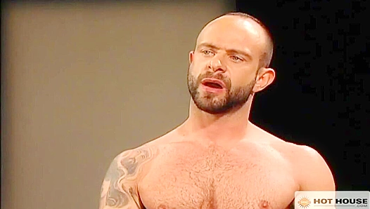 Nick Piston & Johnny Gunn - Raw Bareback Action in the Hot House