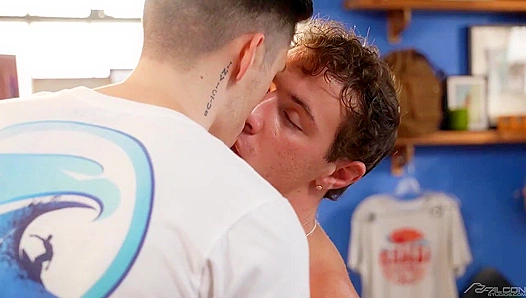 Jordan Starr - Public Fucking Because Why Not? - Falcon Studios