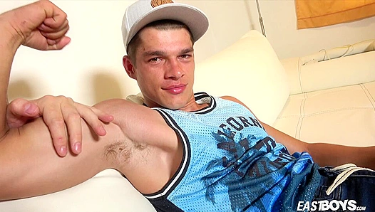 Ripped Stud Daniel Donovan Gets Masterfully Handjobbed - Eastboys