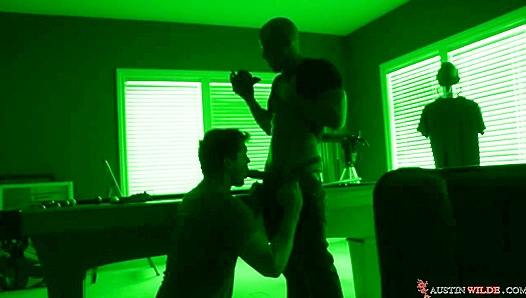 Horny Austin Wilde and Parker London Enjoy Intense Butt Pleasure