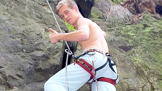 Tender Passion - Horny Jose Manuel & Thomas Dyk Heat Up Gay XXX