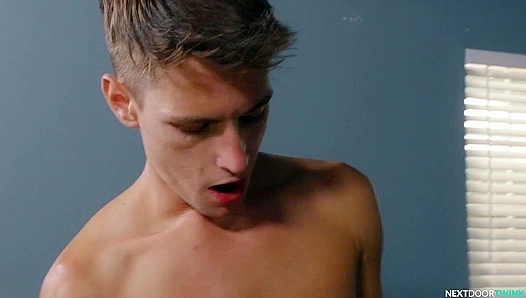 Preppy Dudes Cameron and Trevor Savage Fuck - Nextdoor Twink