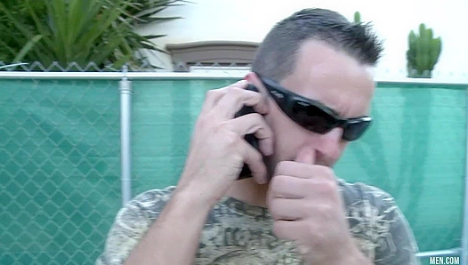 Gavin Waters & Phenix Saint - Outdoor Threesome Drills My Hole