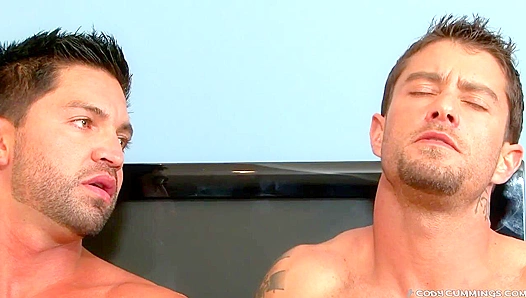 Cody Cummings Strokes It Out with Dominic Pacifico