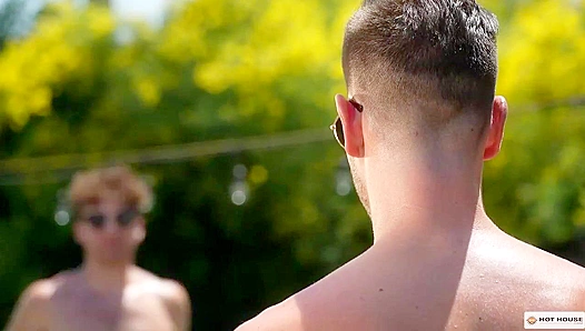 Sunny Day Cock Sucking Session - Jordan Starr & Carter Collins