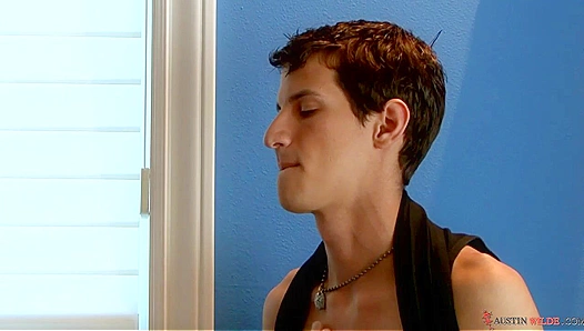 Austin Wilde Makes Mike King Ride His Meaty Dick - On The Set