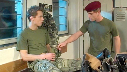 Horny Thomas Dyk and John Paul Enjoy a Wild Gaping Session