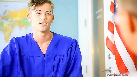 Hot Blonde Anal - Horny Jesse Lacroix Takes On Taylor Garrett