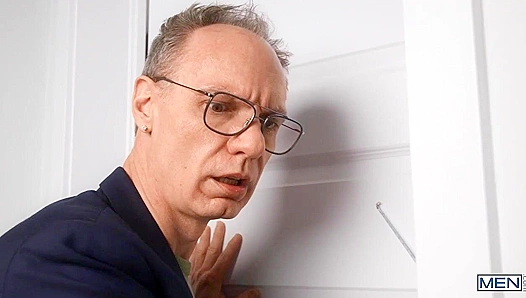 Horny Paul Wagner & Maverick Sun - From Str8 to Gay Upside Down