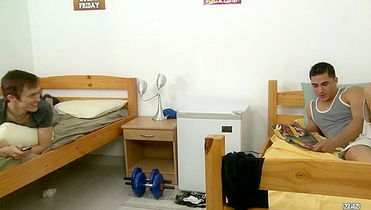 Topher & Kirk's Hot Classroom Encounter - Big Dicks at School