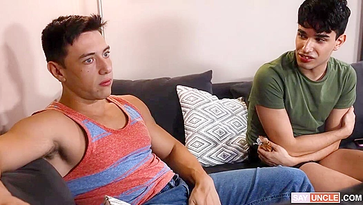 Rob Quin and Archie Paige Twist It Up in Steamy Bed Battle - SayUncle AllStars