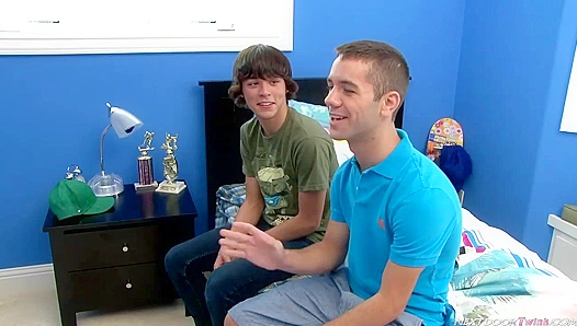 Matthew Keading Fucks Hot twink Hayden Michaels Live on Cam