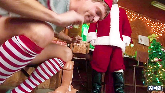 Daddy Cake Claims His Slutty Elf Benjamin Blue