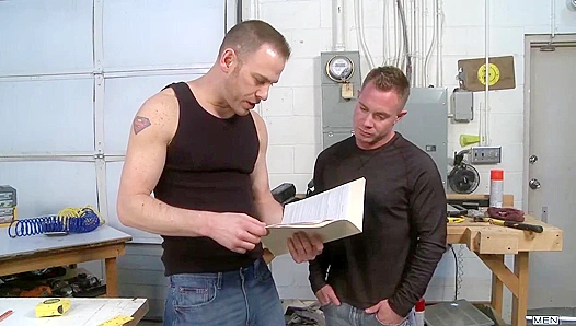 Str8 toGay - Debt Leads to Deep Dicking with Drew Cutler & Trent Atkins