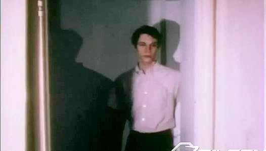 Muscular Hunk Bill Eld Pumps Up His Stamina in Steamy Solo Session - Falcon Studios