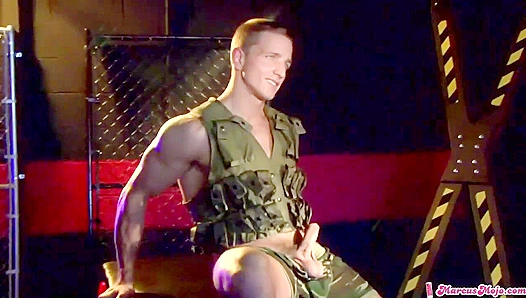 Muscle Magic - Marcus Mojo Flexes His Perfect Physique On Set