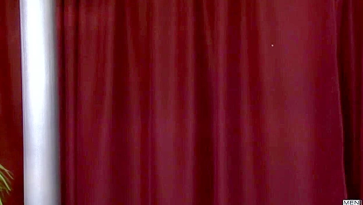 Str8 to Gay - Arpad Miklos Climbs Up Kirk Cummings' Cock