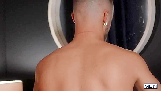 High-Stakes Poking - Chuck Conrad & Zack Mackay Get Intimate