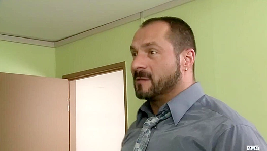 John Magnum Submits - Arpad Miklos Drills His Complaint Away