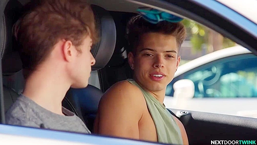 Cody Viper Takes On Evan Knoxx in a Wild Anal Session - Exclusive Extras