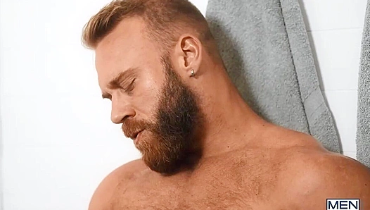 WELL-HUNG BROGAN POUNDS KANE FOX FROM BEHIND