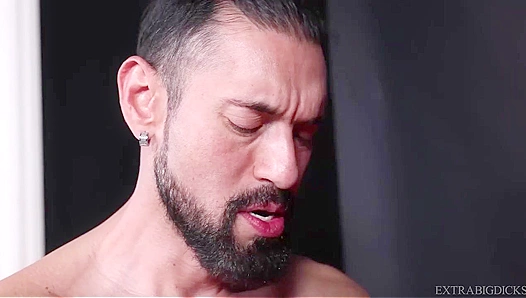 Brody Fox Takes Alexander Garrett's Massive Manhood